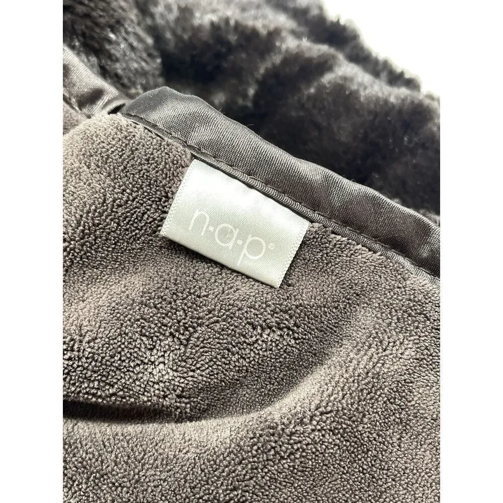 Brookstone Nap Travel Throw Blanket 2 Ply Chocolate Brown Plush Satin Trim 38x60